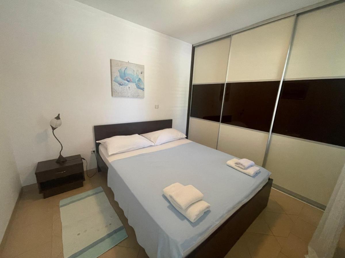 Apartments Andrea 斯塔拉诺瓦利亚 外观 照片