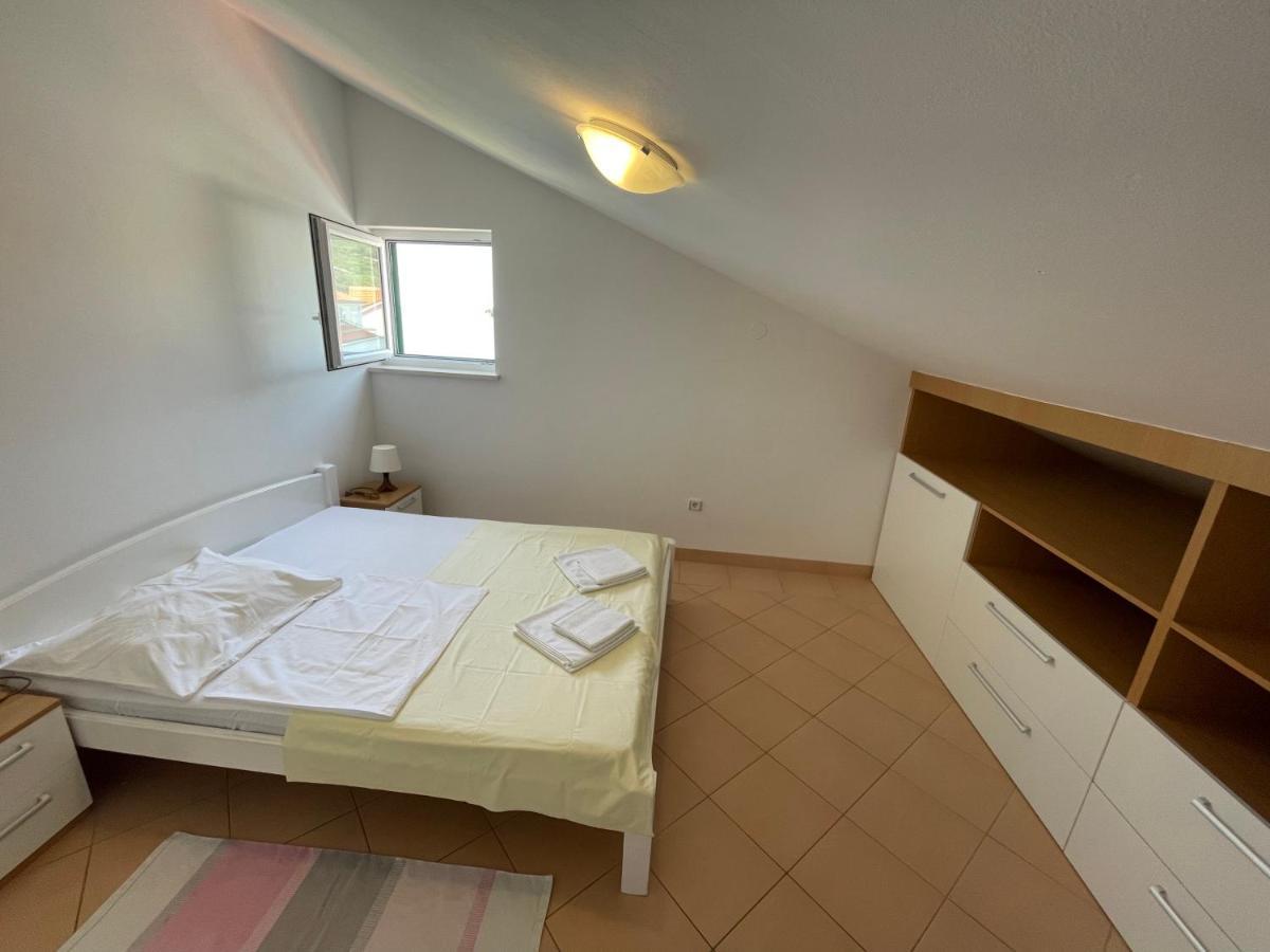 Apartments Andrea 斯塔拉诺瓦利亚 外观 照片